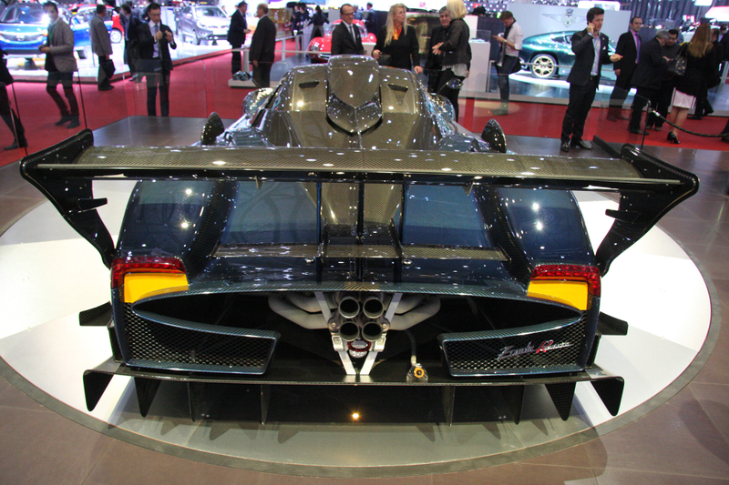 Illustration for article titled Pagani Zonda Revolucion de cerca, una bestia en fibra de carbono